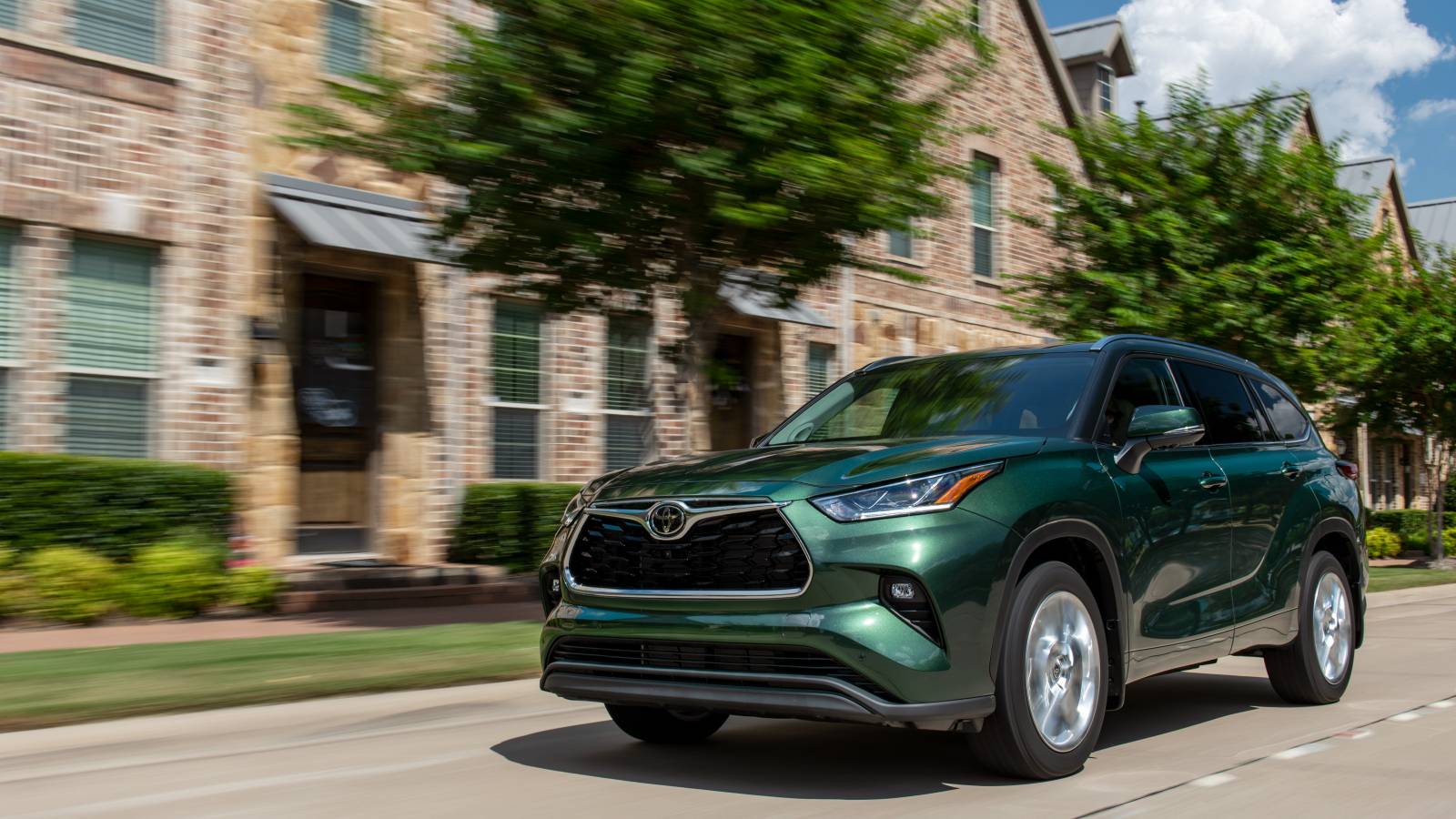 2024 Toyota Highlander 