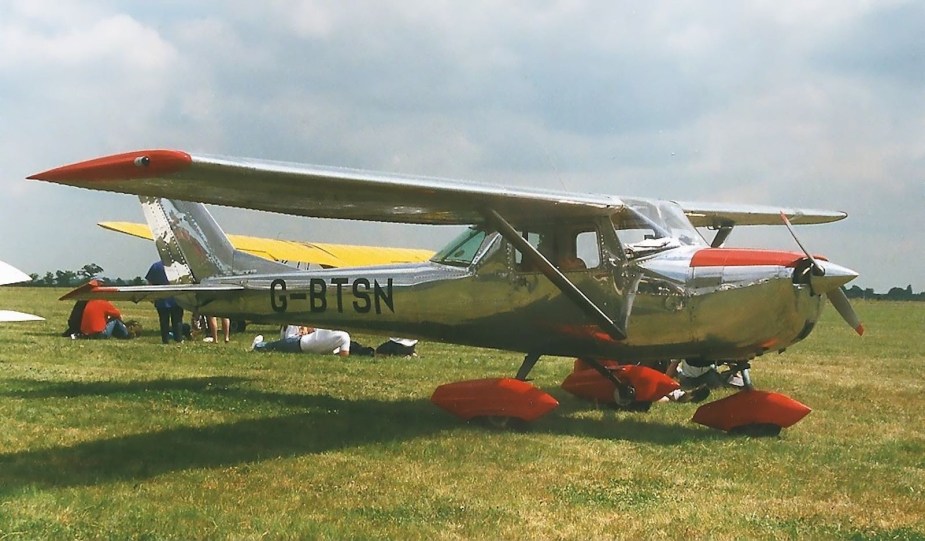 Polished aluminum Cessna 150G