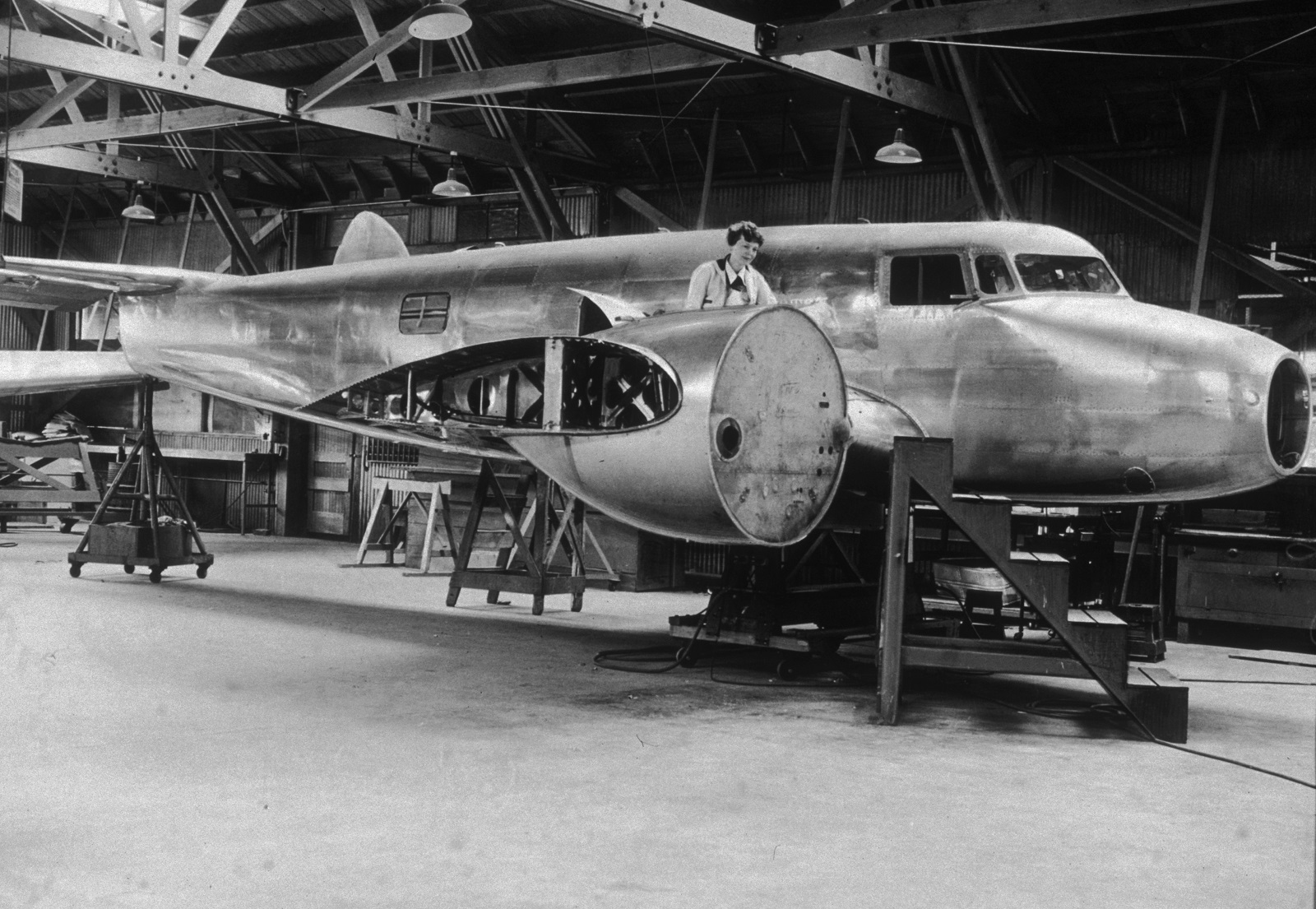 Underwater Drone May Have Found Amelia Earhart's Lost Lockheed Electra