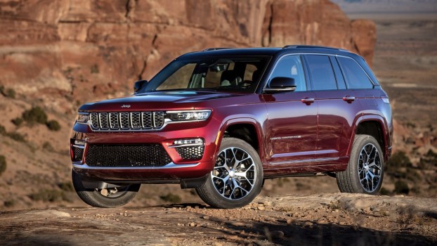 Price Cuts for the 2024 Jeep Grand Cherokee Battle Inflation