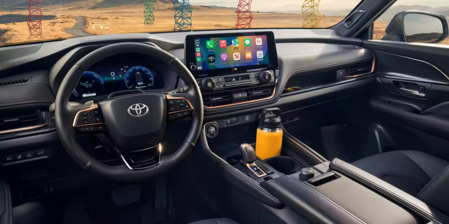 The 2024 Toyota Grand Highlander interior and dash
