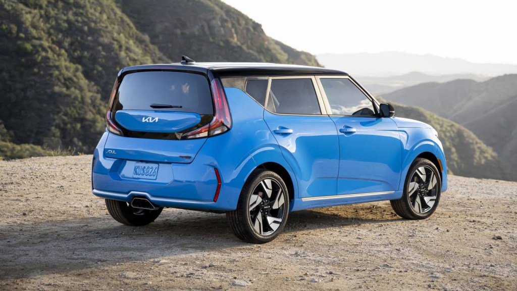 The 2023 Kia Soul compares to the Honda HR-V