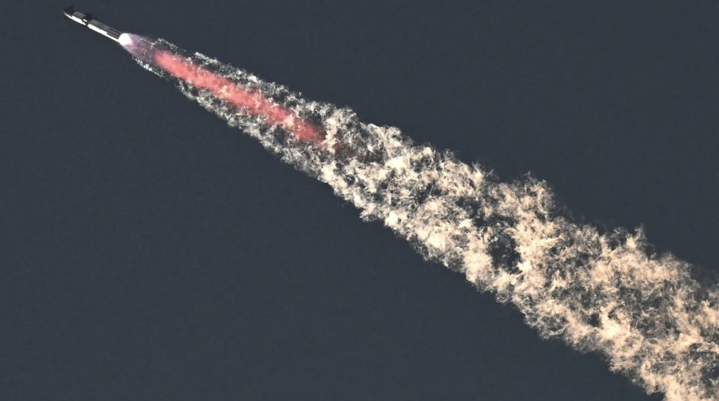 The SpaceX Starship in flight