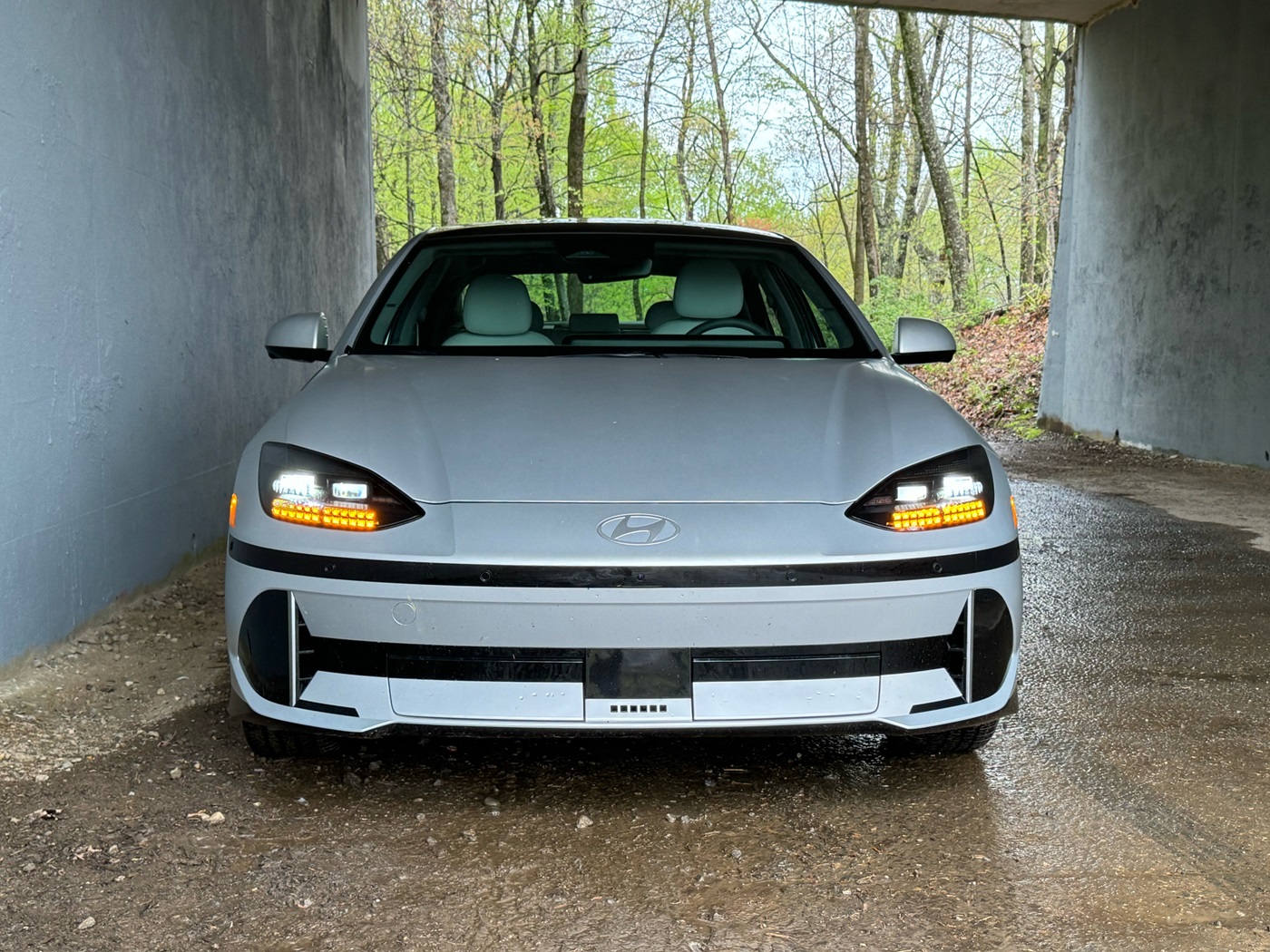 The face of the 2024 Hyundai Ioniq 6