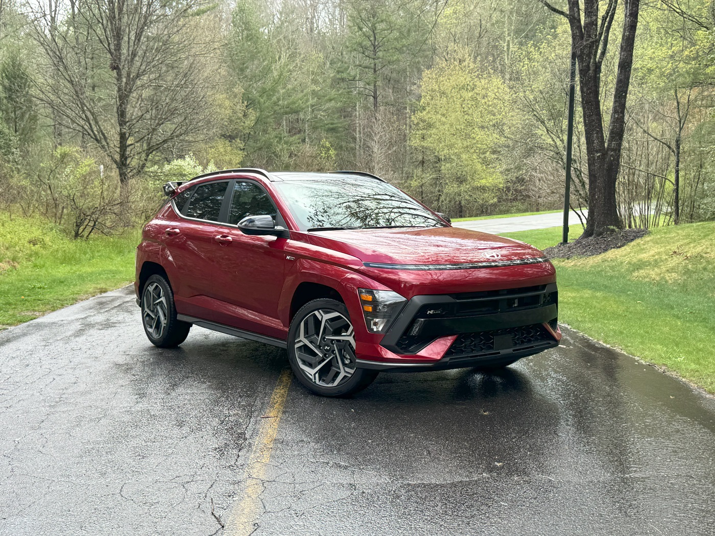 The 2024 Hyundai Kona N-Line Is a Race Car Bargain