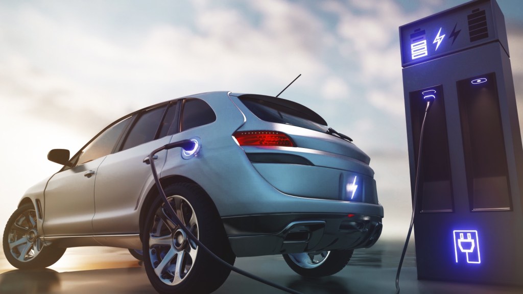 People with an all-electric car prefer a home charger