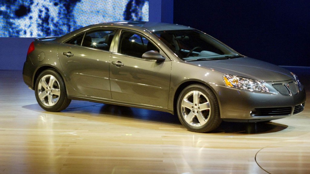 The Oprah car giveaway was for a Pontiac G6 