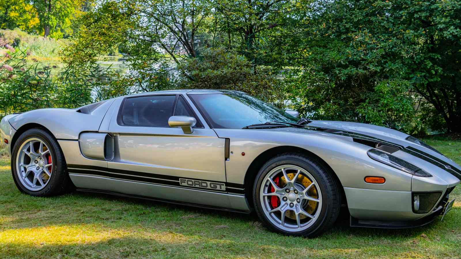 The 2005 Ford GT is one of the best sports cars 