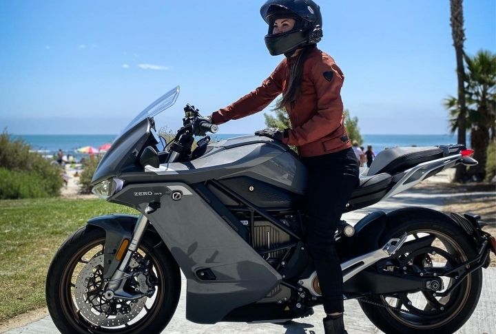 15 Electric Motorcycles With Exceptional Performance - MotorBiscuit