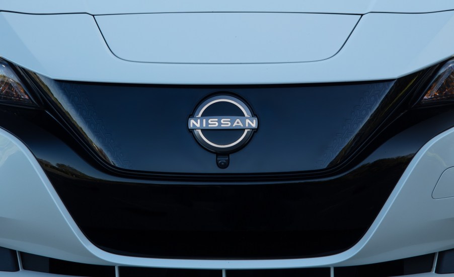 2025 Nissan Leaf front end grille in very close view