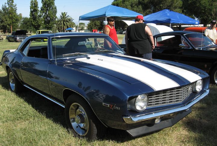Best Classic Rides 15 Classic Rides That Are Impossible to Ignore - MotorBiscuit