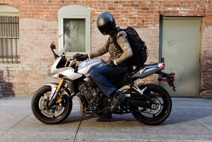 Single File Motorcycel Riding 15 Tips For a Fun and Safe Solo Motorcycle Ride - MotorBiscuit