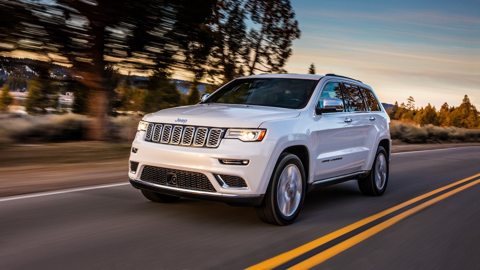 The 2019 Jeep Grand Cherokee on the road