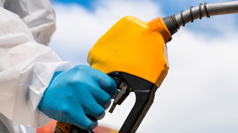 Most people are concerned with cheap gas prices but they should also know how dirty gas station pumps are.