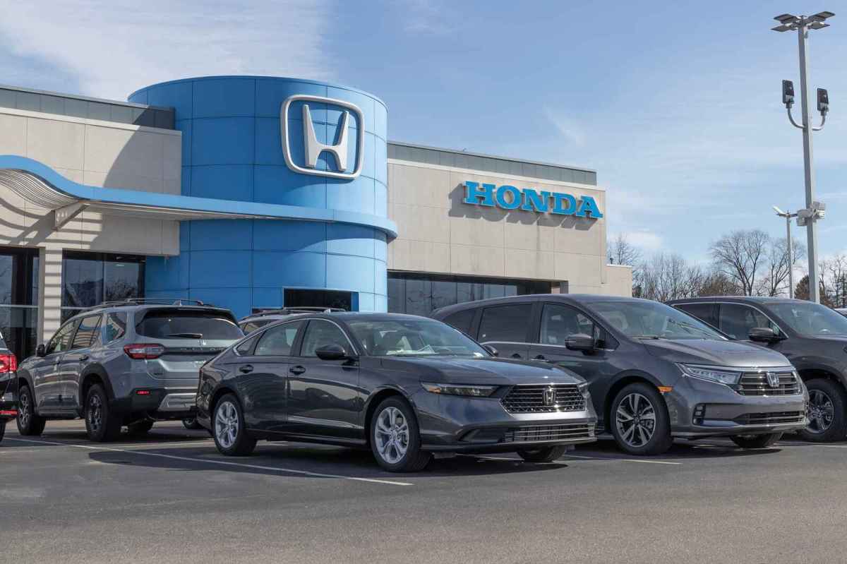Honda dealer charged with tricking customers into paying thousands in