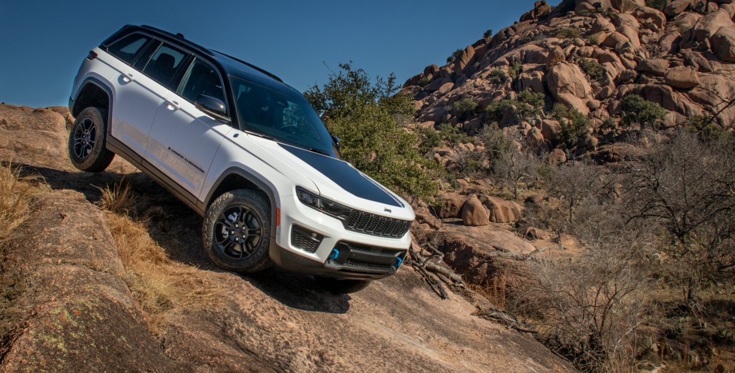 The 2024 Jeep Grand Cherokee off-roading