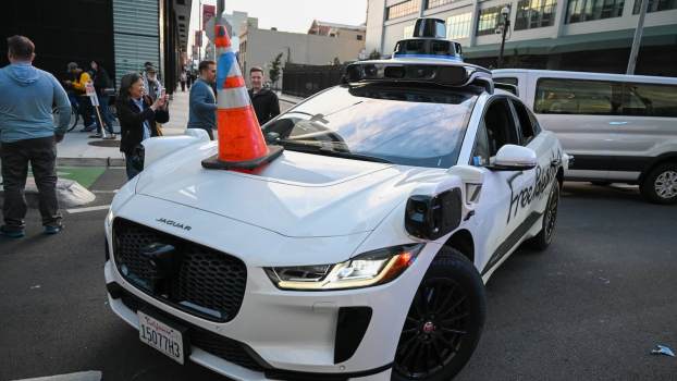 Gen Z hates self-driving cars, “I’ll be damned if I let a machine do that”