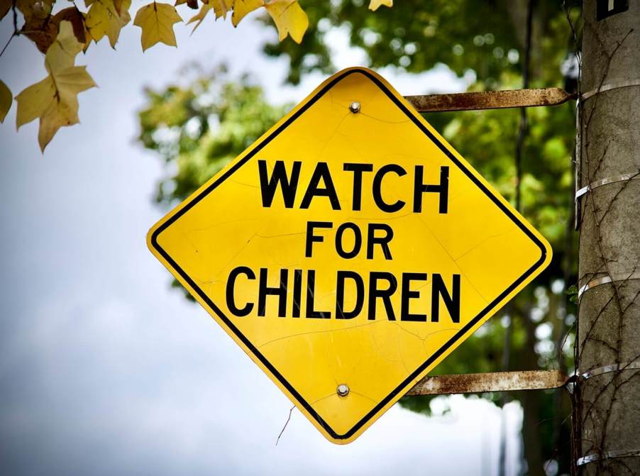 A sign like this can rescue a toddler or small child from dangerous traffic.