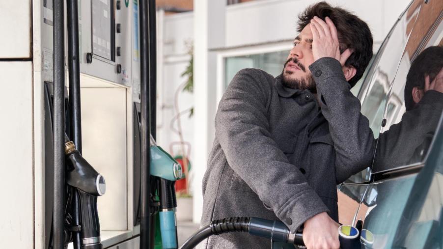 Experts say cheap prices at gas station pumps should be pretty easy to find in 2025 as the national average will fall.