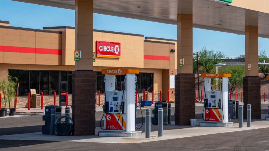 A South Carolina man is suing after using the gas station pumps at a Circle K and getting fuel with water in it.