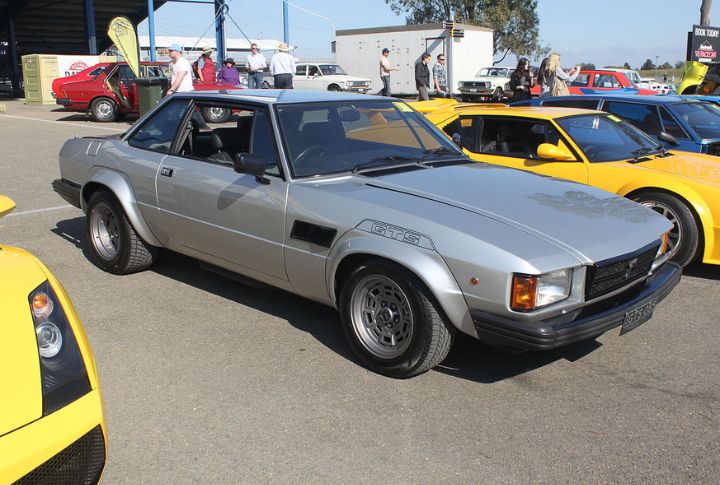 De Tomaso Longchamp