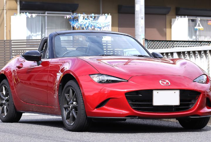 Mazda Miata (MX-5)