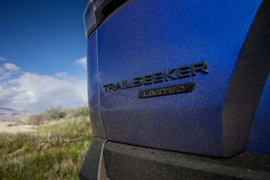 Blue Subaru wagon with trailseeker badge