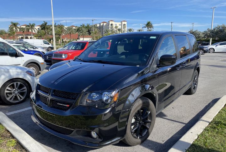Dodge Caravan