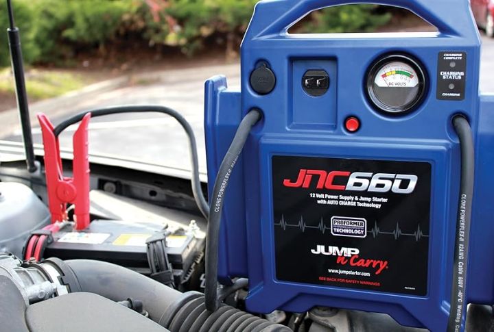 Clore Automotive Jump-N-Carry JNC770R