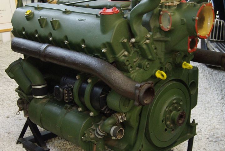 High-Capacity Fuel Tank