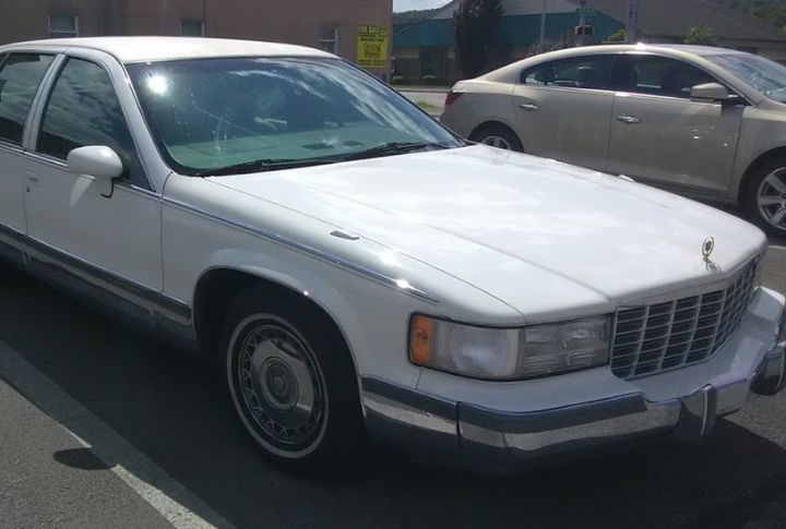 1994 Cadillac Fleetwood Brougham