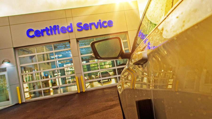 Car theft is a fairly common crime but no one expects to take their car to auto mechanics and have it go missing like in this case. Read on.