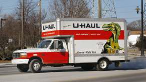 UHaul truck stopped by Wisconsin police with 9 kids discovered in back.