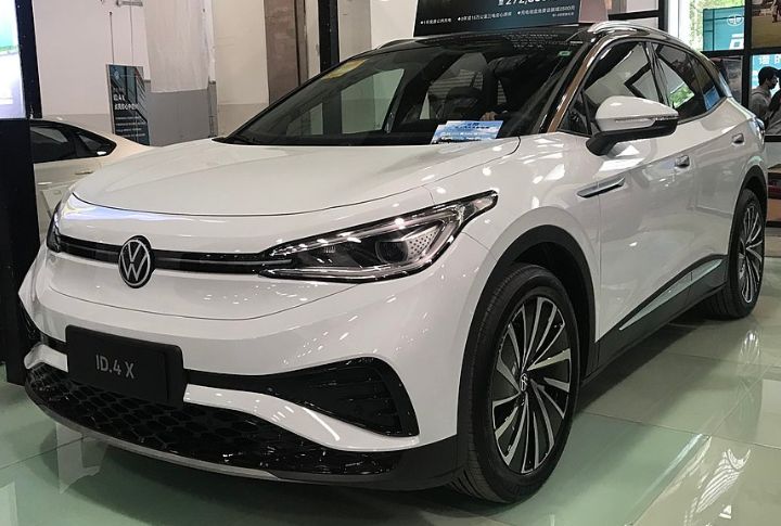 Volkswagen ID.4 (First-Year Model)