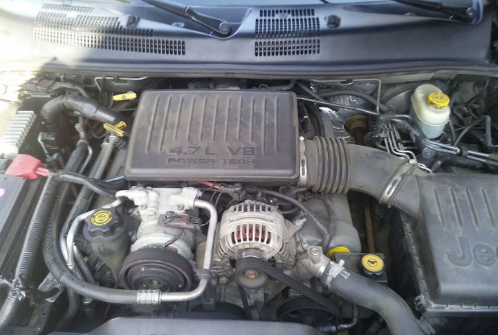 4.7L PowerTech V8