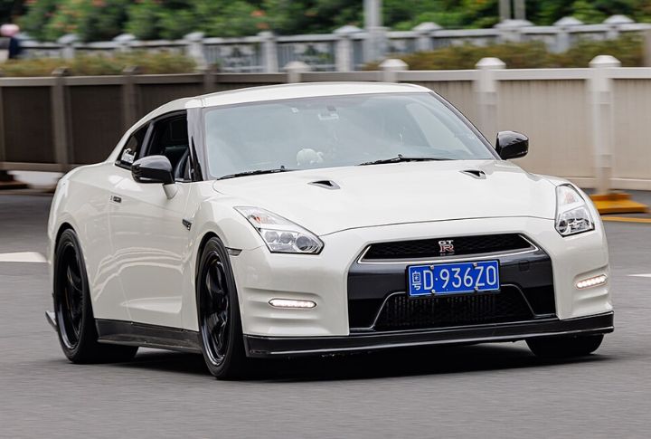 Nissan GT-R (R35)