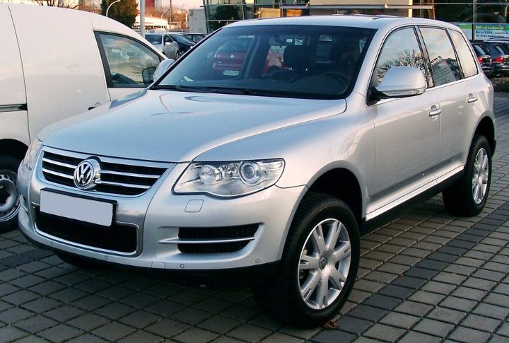 Volkswagen Touareg (First Generation)
