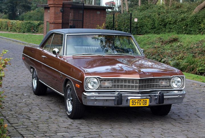 1973 Dodge Dart Swinger ($12,500)