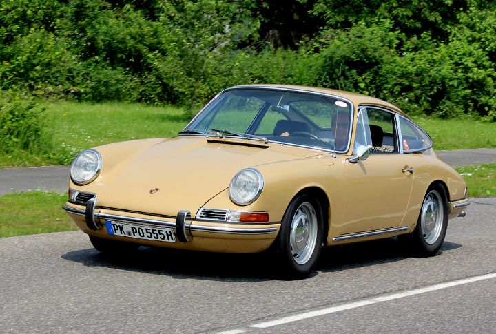 10 Underrated Porsches That Helped Shape The Brand