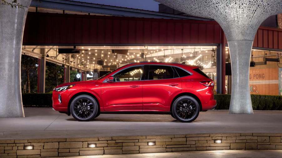 Many people are on the hunt for used Ford vehicles but some of its cars, trucks, and SUVs are low in reliability. Read on.