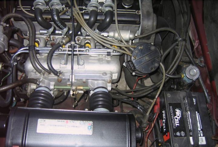 Electronic Fuel Injection (EFI)