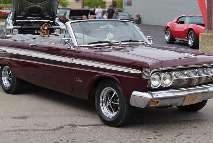 Mercury Comet