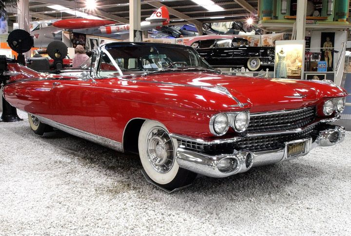 1959 Cadillac Eldorado Biarritz ($27,000)