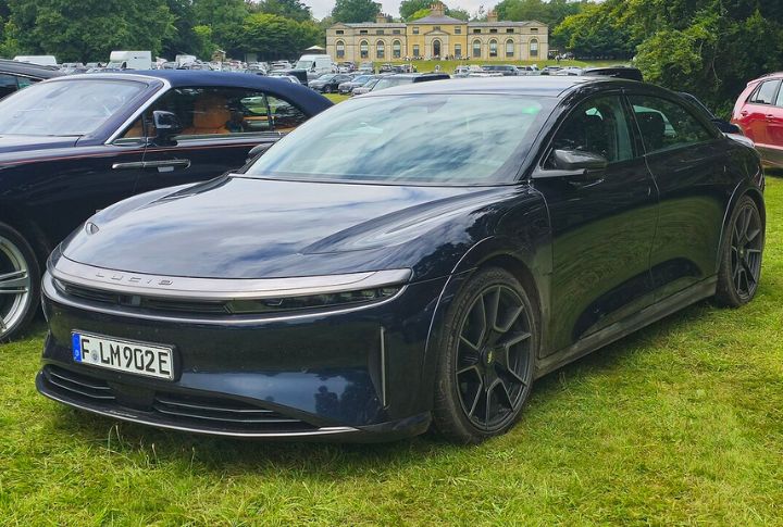 Lucid Air Sapphire