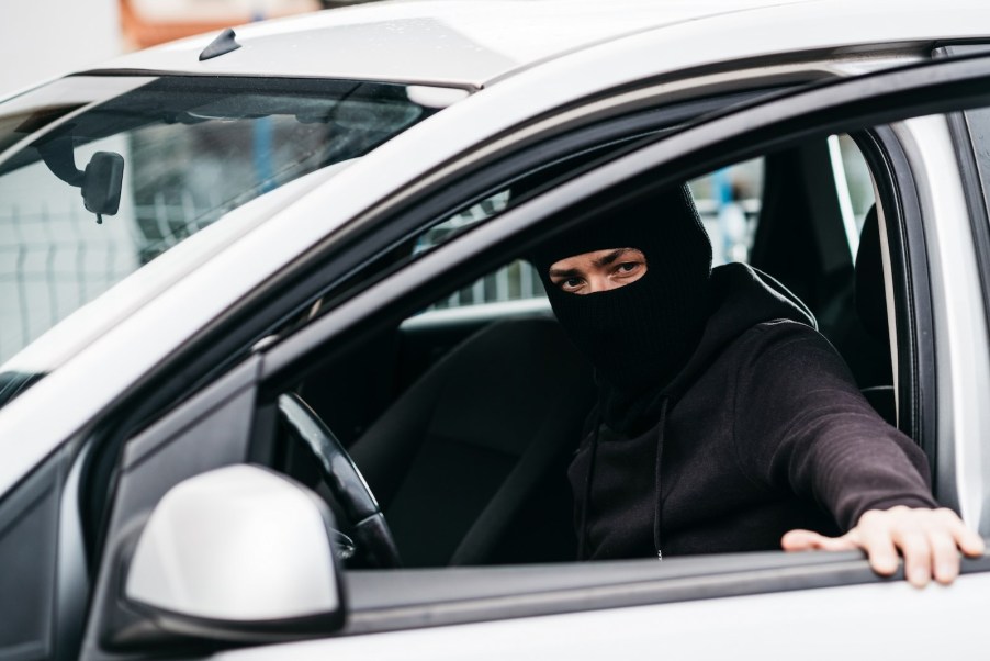 Highjackers steal a car from a Tennessee delivery driver.