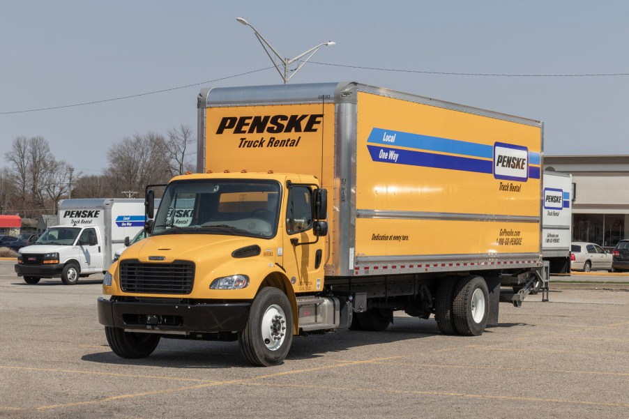 A Penske box truck in a parking lot