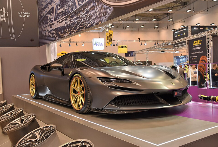 Ferrari SF90 Stradale