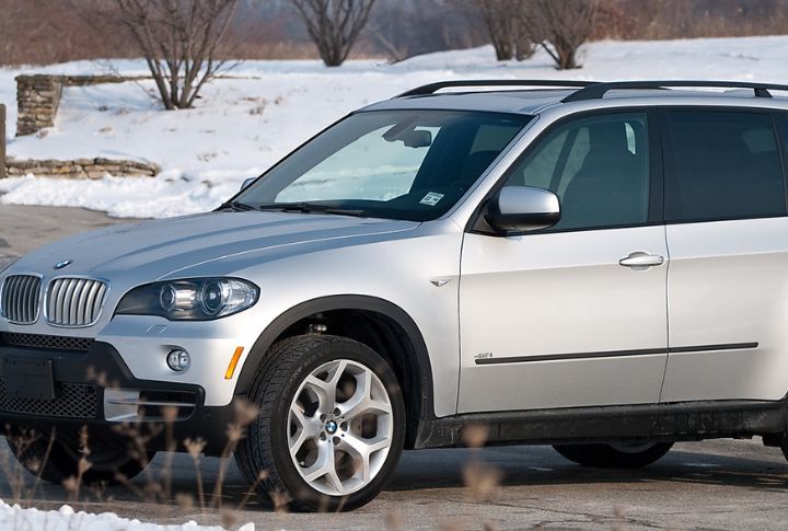 BMW X5 (2007–2013)