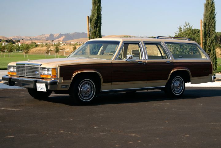 Ford Country Squire