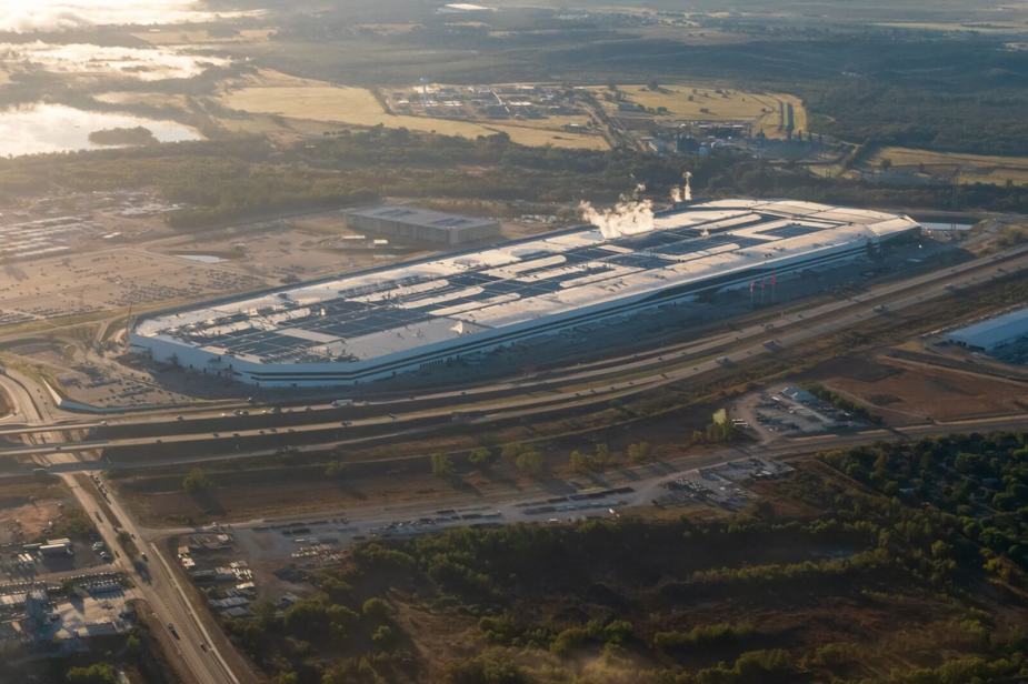 A shot of Tesla Gigafactory Texas from the air.